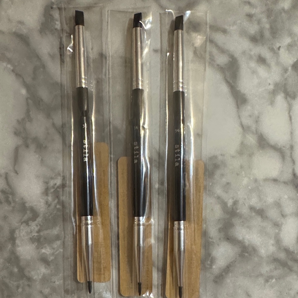 Stila Dual-Ended Angled Brow Brushes - Black and Silver